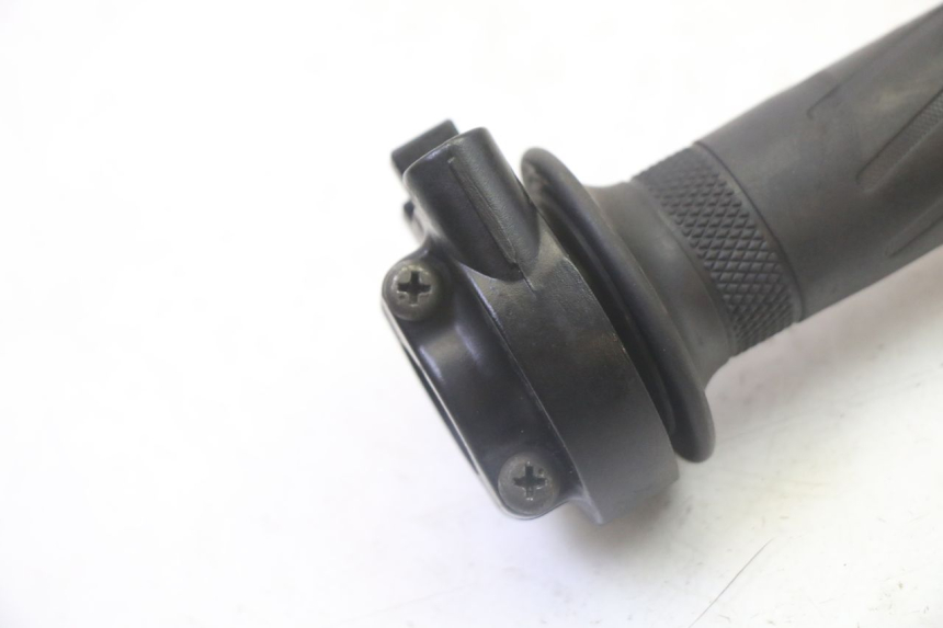 photo de THROTTLE GRIP YAMAHA X-CITY XCITY 125 (2007 - 2013) - Component detail
