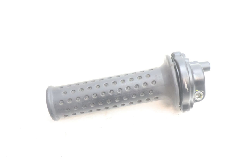 photo de THROTTLE GRIP PIAGGIO X8 STREET 125 (2006 - 2007) - Component detail
