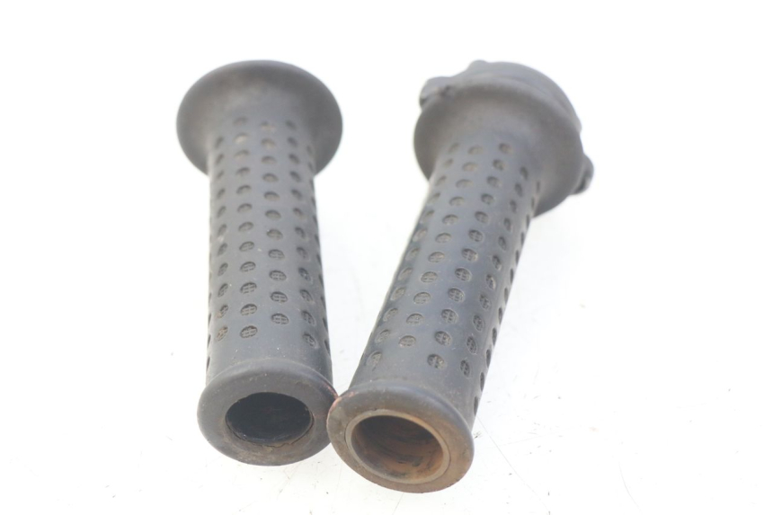 photo de THROTTLE GRIP PIAGGIO X8 125 (2004 - 2007) - Alternative perspective