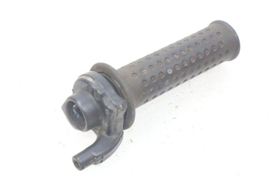 photo de THROTTLE GRIP PIAGGIO X9 EVOLUTION 125 (2003 - 2007) - Zoom on usage condition