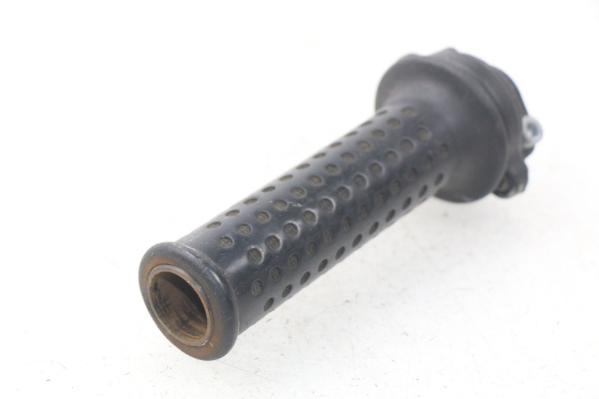 photo de THROTTLE GRIP PIAGGIO X9 125 (2000 - 2003) - Zoom on usage condition