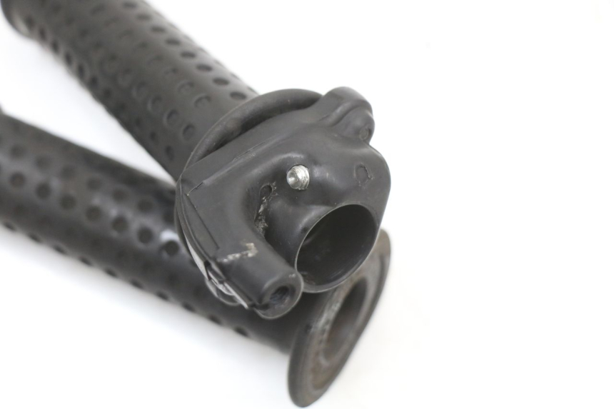 photo de THROTTLE GRIP PIAGGIO X9 125 (2000 - 2003) - Alternative perspective