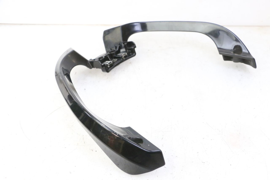 photo de GRAB RAIL QUADRO 4 4D 350 (2015 - 2018) - Checked used part