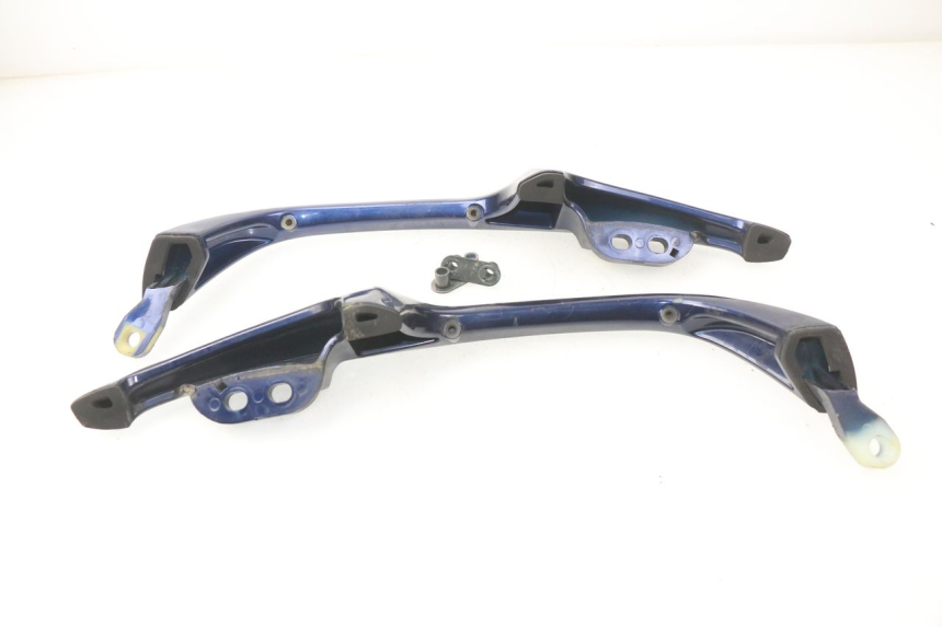 photo de GRAB RAIL  SUZUKI BURGMAN 650 (2002 - 2004) - Component detail