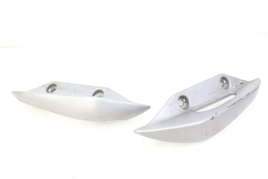 photo de REAR HANDLEBARS SUZUKI BURGMAN 125 (2007 - 2014) - Zoom on usage condition