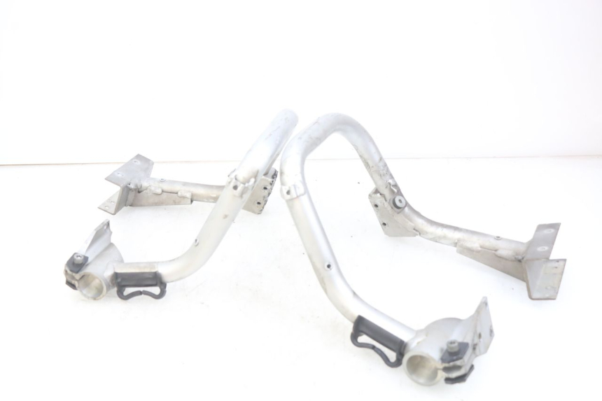 photo de REAR HANDLEBARS BMW C1 125 (2000 - 2003) - Zoom on usage condition