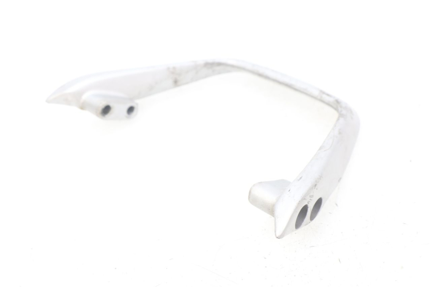 photo de GRAB RAIL  HONDA CBR R 125 (2003 - 2006) - Technical close-up