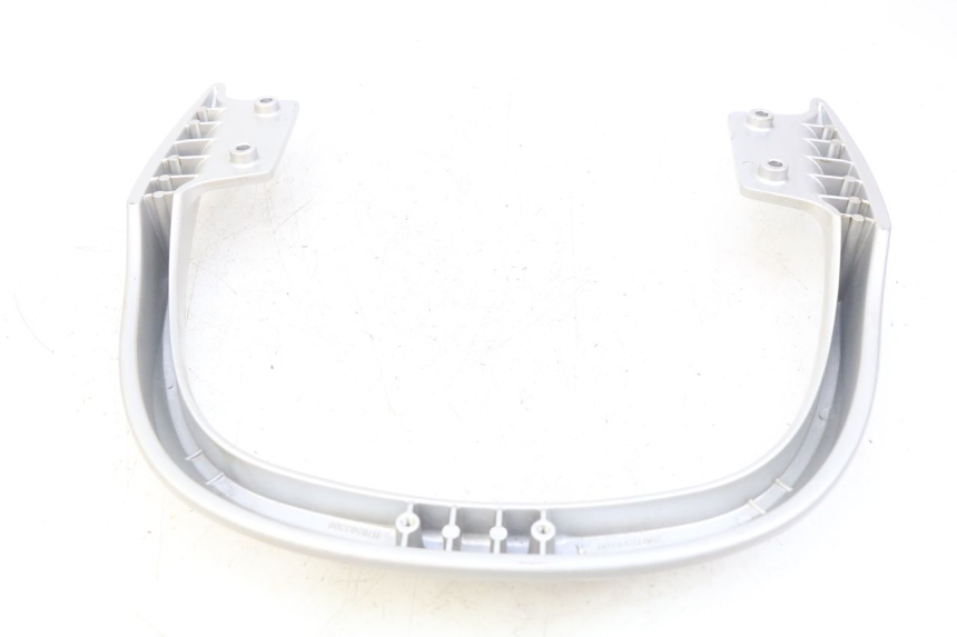 photo de REAR HANDLEBARS PEUGEOT CITYSTAR AIR 125 (2014 - 2017) - Alternative perspective