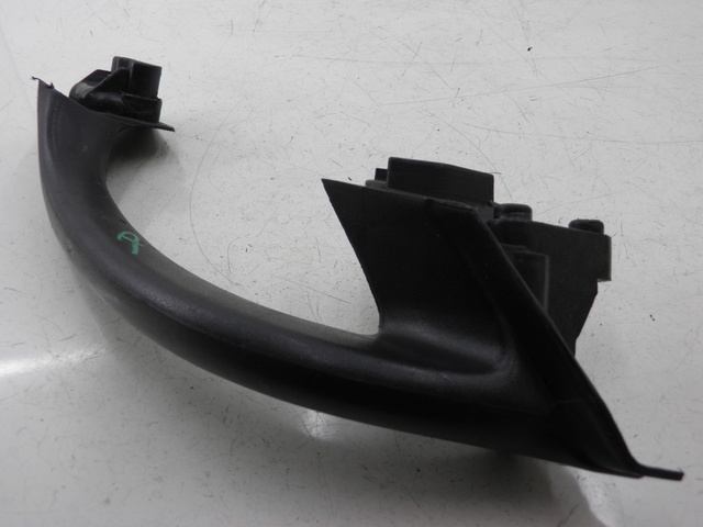 photo de RIGHT GRAB RAIL  PIAGGIO X9 125 (2000 - 2003) - Zoom on usage condition