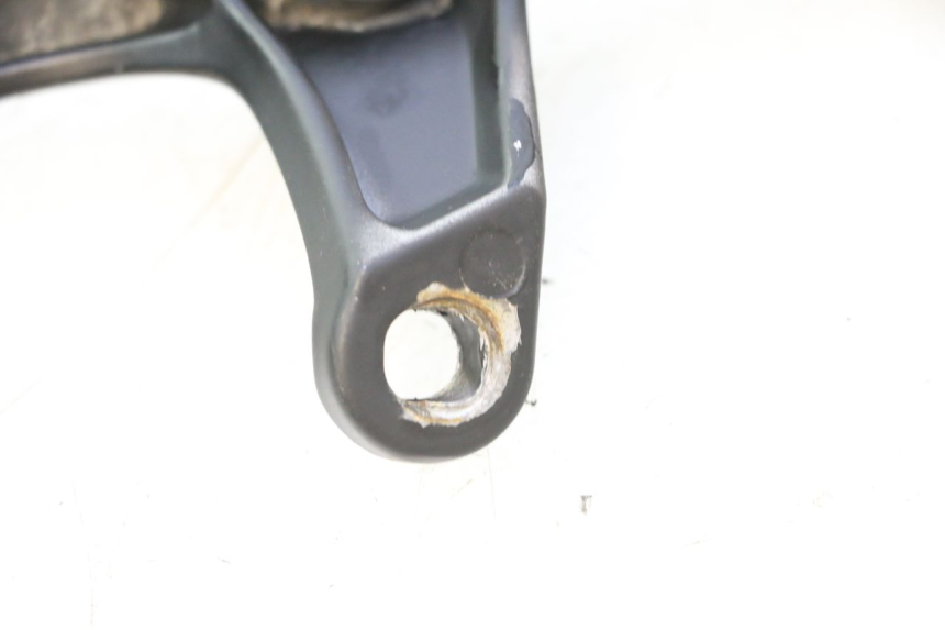 photo de RIGHT GRAB RAIL  JM MOTORS F45i 4T 50 (2020 - 2023) - Fixing points details