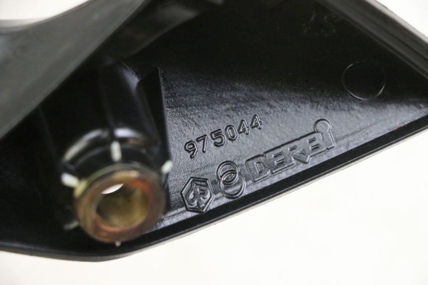 photo de RIGHT GRAB RAIL  GILERA NEXUS 300 (2008 - 2013) - Component detail