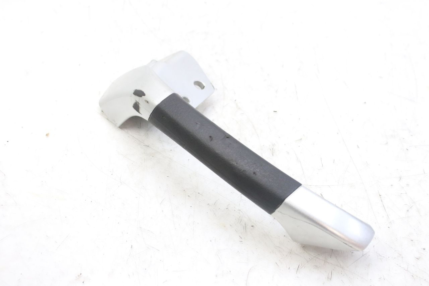 photo de RIGHT REAR HANDLEBAR PIAGGIO MP3 RL 250 (2006 - 2010) - Technical close-up