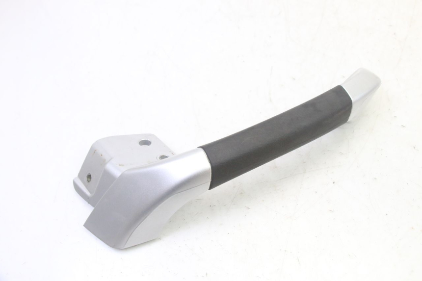 photo de RIGHT REAR HANDLEBAR PIAGGIO MP3 RL 250 (2006 - 2010) - Component detail