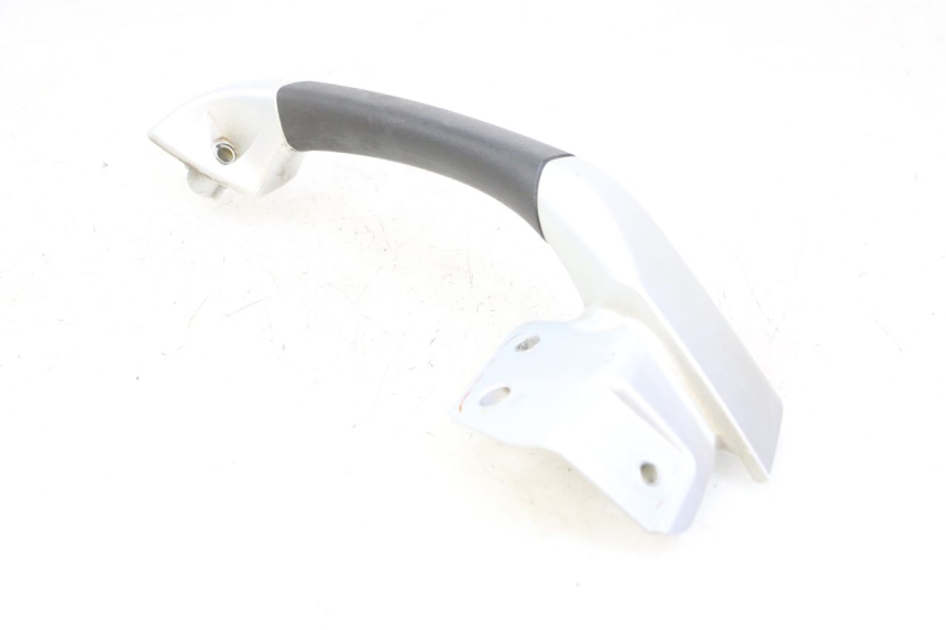photo de RIGHT REAR HANDLEBAR PIAGGIO MP3 LT 400 (2007 - 2012) - Product overview