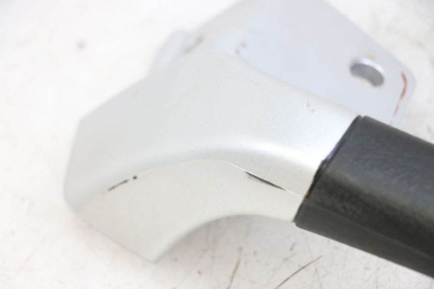 photo de RIGHT REAR HANDLEBAR PIAGGIO MP3 LT 400 (2007 - 2012) - Checked used part