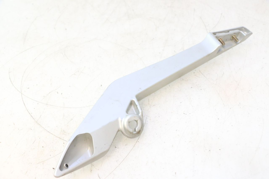 photo de RIGHT GRAB RAIL  DAELIM S2 125 (2006 - 2007) - Component detail