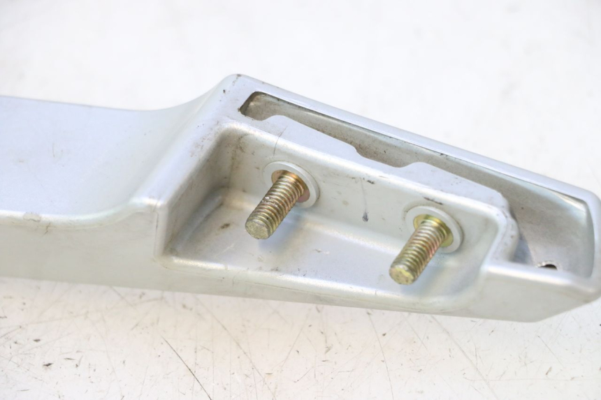 photo de RIGHT GRAB RAIL  DAELIM S2 125 (2006 - 2007) - Alternative perspective