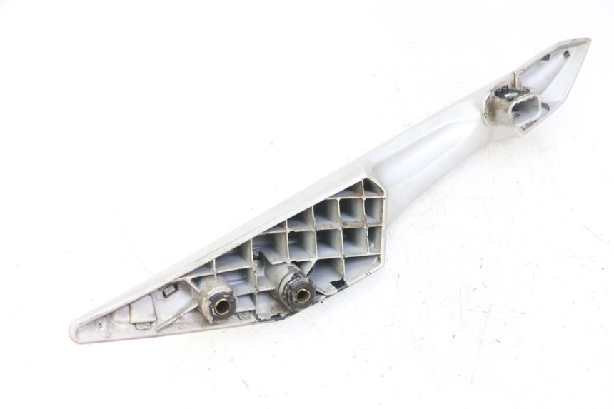 photo de RIGHT GRAB RAIL  PEUGEOT SATELIS 125 (2013 - 2018) - Product overview