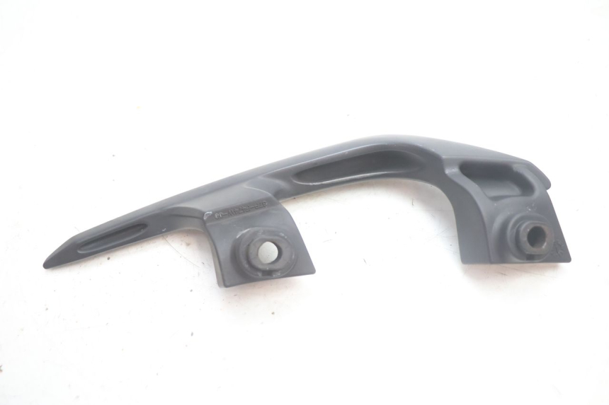photo de RIGHT REAR HANDLEBAR YAMAHA X-MAX XMAX 125 (2010 - 2013) - Surface and material condition