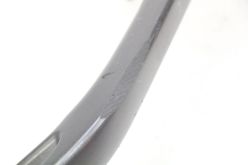 photo de RIGHT GRAB RAIL  YAMAHA XP T-MAX TMAX ABS 530 (2012 - 2015) - Zoom on usage condition