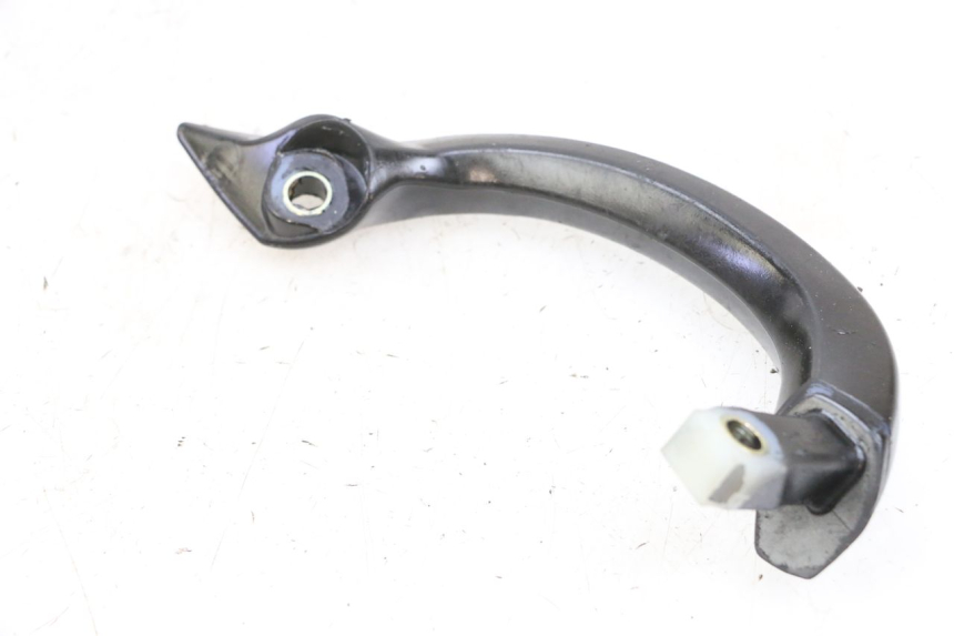 photo de RIGHT GRAB RAIL  KAWASAKI ZR 7 750 (1999 - 2004) - Zoom on usage condition
