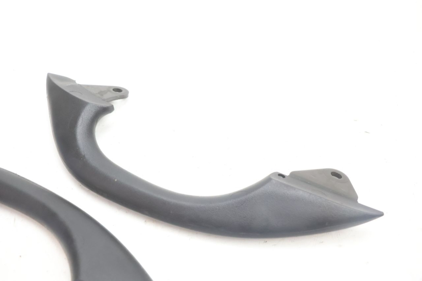 photo de GRAB RAIL KAWASAKI ER-6 ER6 N 650 (2005 - 2009) - Markings and original references
