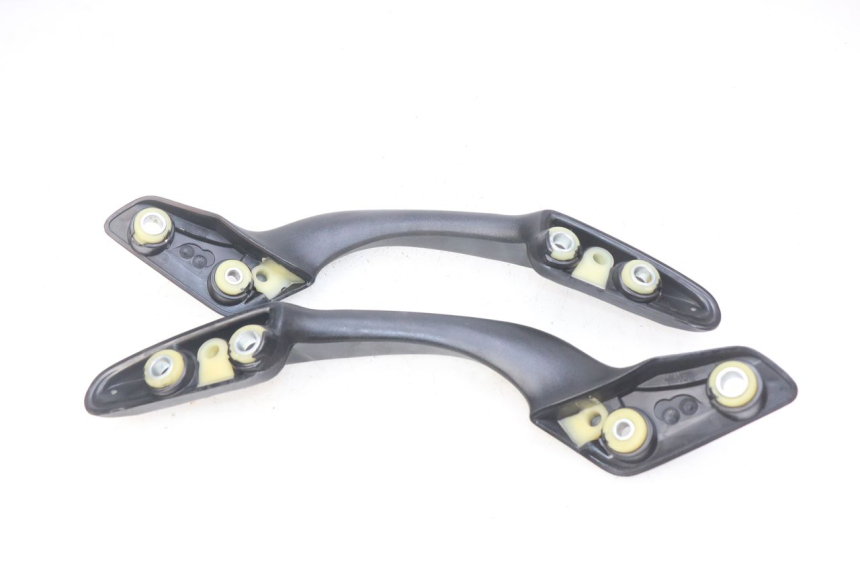 photo de REAR HANDLEBARS HONDA FES PANTHEON 2T 125 (1998 - 2002) - Technical close-up