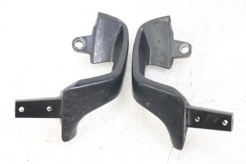 photo de REAR HANDLEBAR YAMAHA FJ 3CX 1200 (1986 - 1996) - Zoom on usage condition