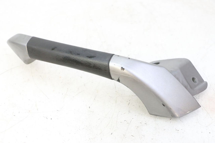 photo de LEFT GRAB RAIL  PIAGGIO MP3 125 (2006 - 2014) - Additional view of the item