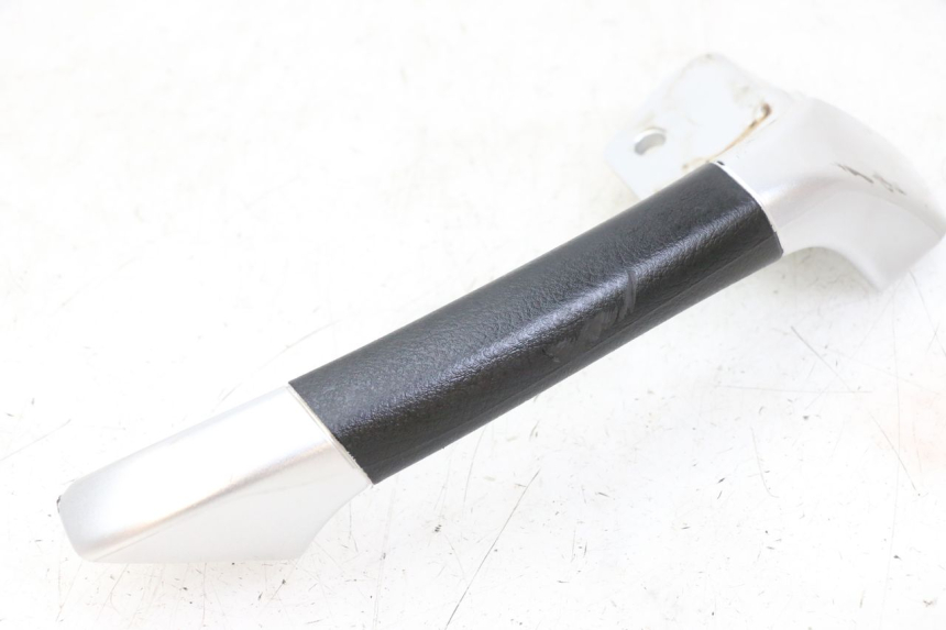 photo de LEFT GRAB RAIL  PIAGGIO MP3 LT 400 (2007 - 2012) - Technical close-up