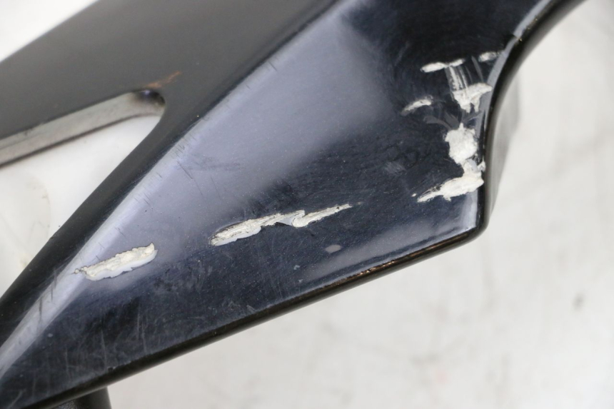 photo de LEFT GRAB RAIL  PEUGEOT SATELIS 125 (2013 - 2018) - Zoom on usage condition