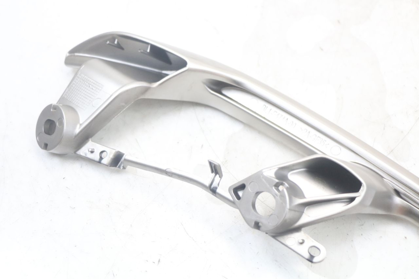 photo de LEFT REAR HANDLEBAR YAMAHA XMAX X-MAX ABS 125 (2017 - 2020) - Product overview