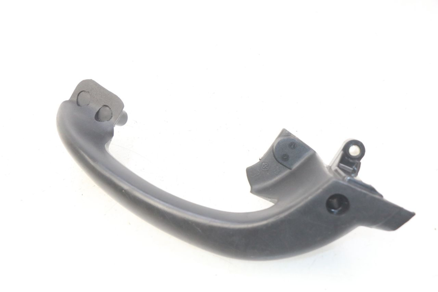 photo de LEFT REAR HANDLEBAR PIAGGIO X9 EVOLUTION 125 (2003 - 2007) - Alternative perspective