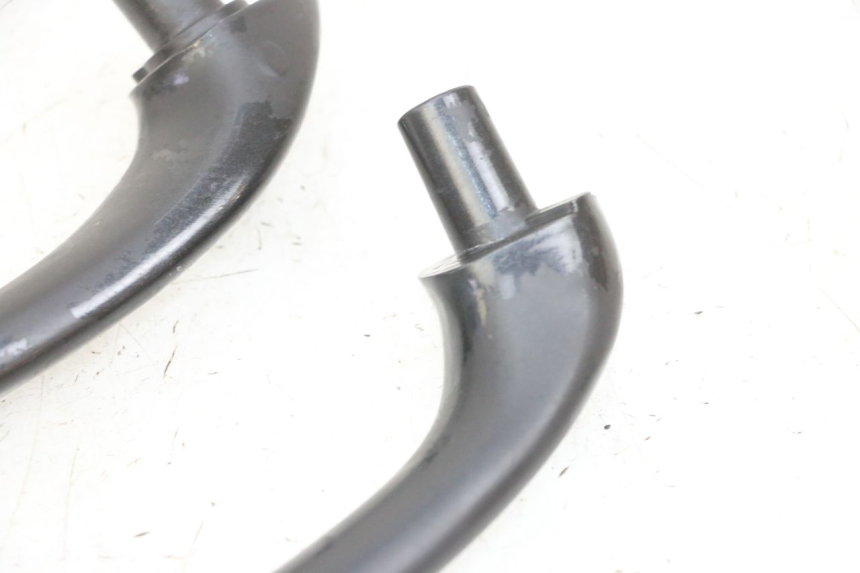 photo de GRAB RAIL  SUZUKI GSF N BANDIT 600 (1996 - 1999) - Zoom on usage condition