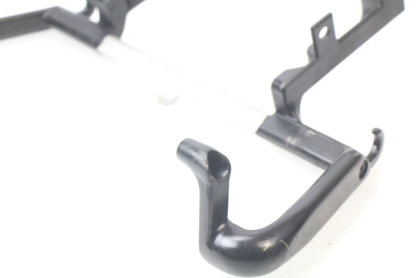 photo de GRAB RAIL  KAWASAKI GTR 1000 (1994 - 2004) - Fixing points details