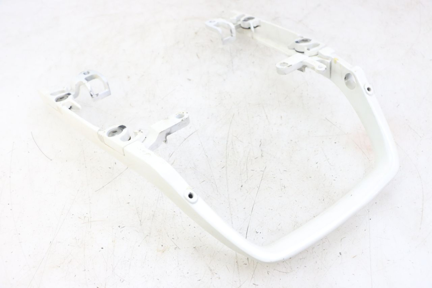 photo de GRAB RAIL HONDA CBR F 1000 (1993 - 1996) - Technical close-up