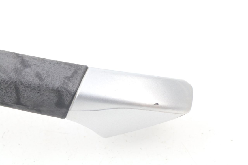 photo de GRAB RAIL  PIAGGIO MP3 LT 300 (2010 - 2016) - Product overview