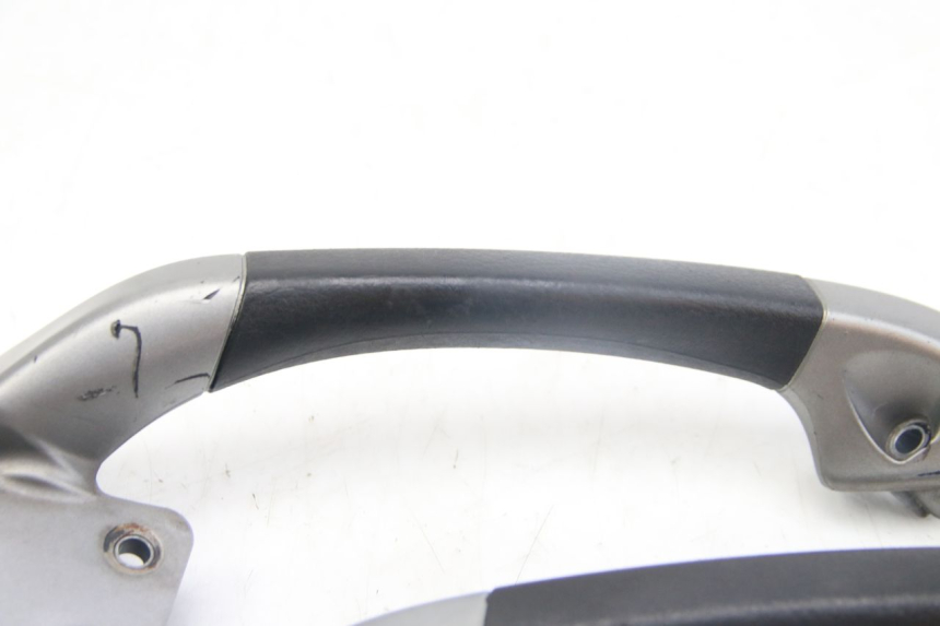 photo de REAR HANDLEBARS PIAGGIO MP3 125 (2006 - 2014) - Product overview