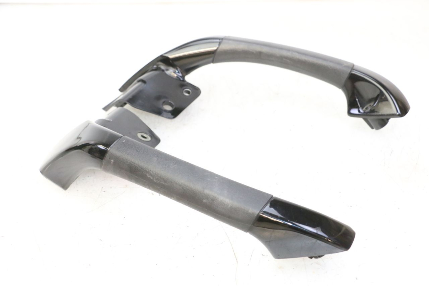 photo de GRAB RAIL PIAGGIO MP3 500 (2011 - 2015) - Surface and material condition