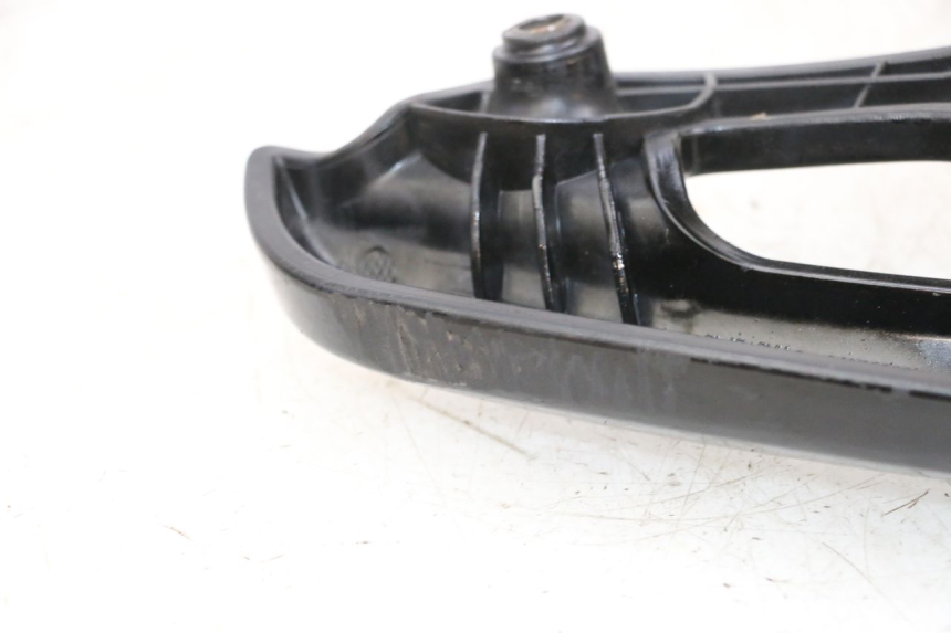 photo de REAR HANDLEBARS PIAGGIO NEW TYPHOON 50 (2018 - 2021) - Zoom on usage condition