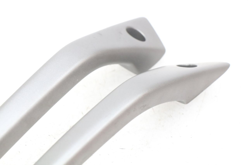 photo de REAR HANDLEBARS GILERA NEXUS 125 (2009 - 2013) - Zoom on usage condition