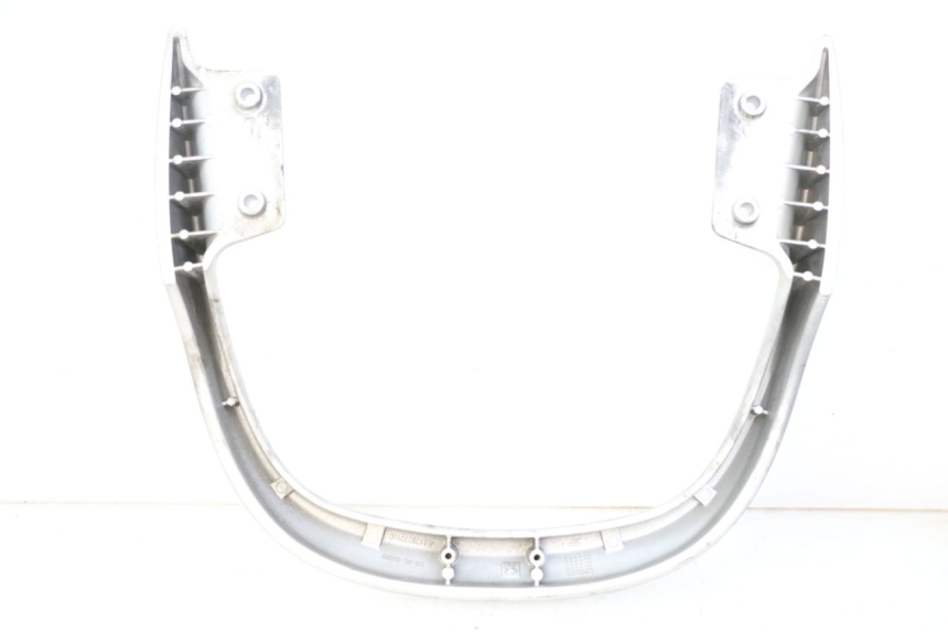 photo de GRAB RAIL PEUGEOT CITYSTAR 125 (2011 - 2017) - Product overview