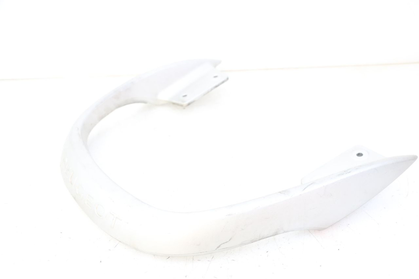 photo de GRAB RAIL PEUGEOT CITYSTAR 125 (2011 - 2017) - Fixing points details