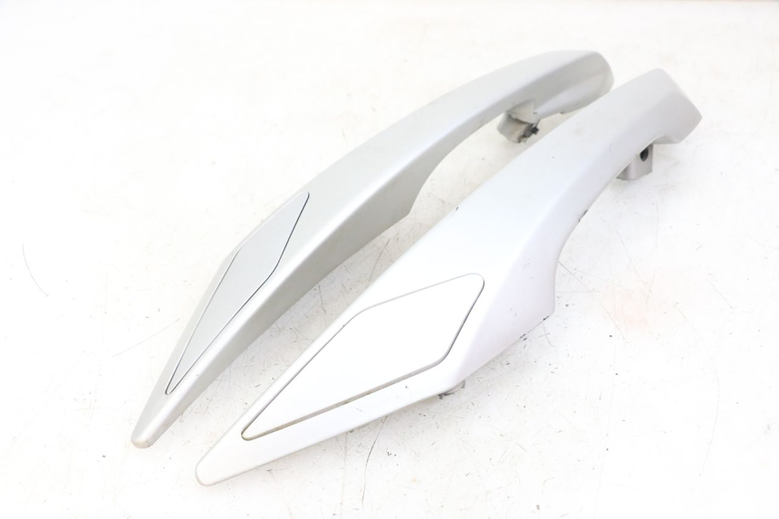 photo de REAR HANDLEBARS PEUGEOT SATELIS 125 (2010 - 2012) - Component detail