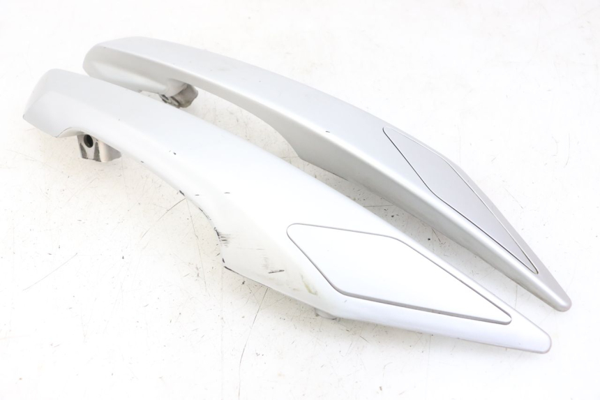 photo de REAR HANDLEBARS PEUGEOT SATELIS 125 (2010 - 2012) - Additional view of the item