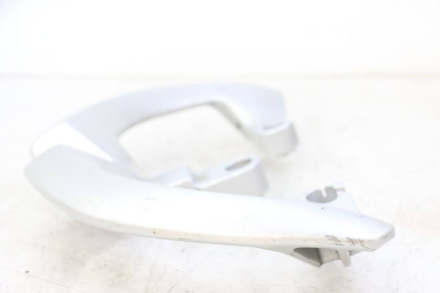 photo de GRAB RAIL  PEUGEOT VIVACITY 125 (2010 - 2017) - Technical close-up