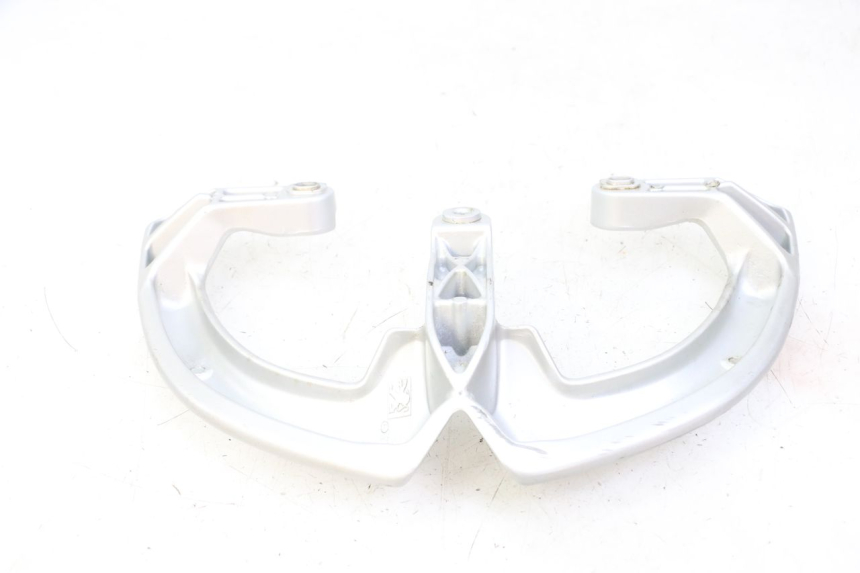 photo de GRAB RAIL  PEUGEOT VIVACITY 125 (2010 - 2017) - Zoom on usage condition