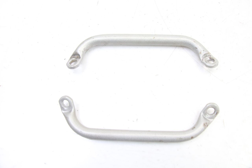 photo de REAR HANDLEBARS PIAGGIO VESPA GRANTURISMO 125 (2003 - 2007) - Zoom on usage condition