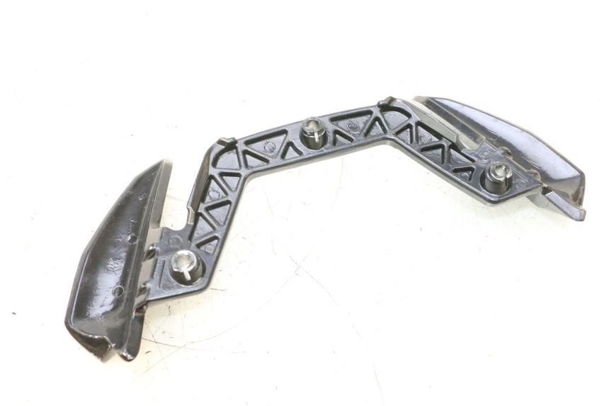 photo de GRAB RAIL  APRILIA SR MOTARD 50 (2012 - 2018) - Surface and material condition