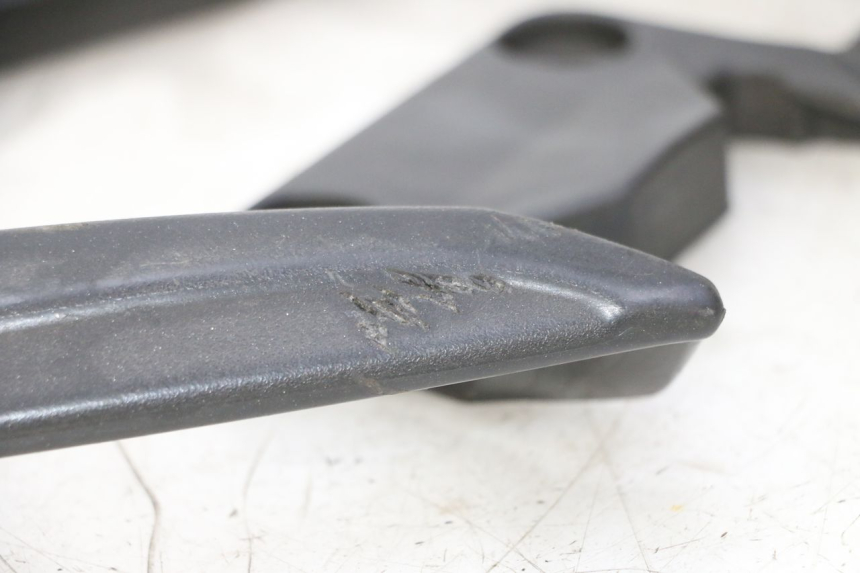 photo de GRAB RAIL  APRILIA SR R 2T LC 50 (2018 - 2021) - Alternative perspective